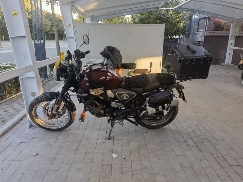 二手五羊本田鸷道 CB190SS