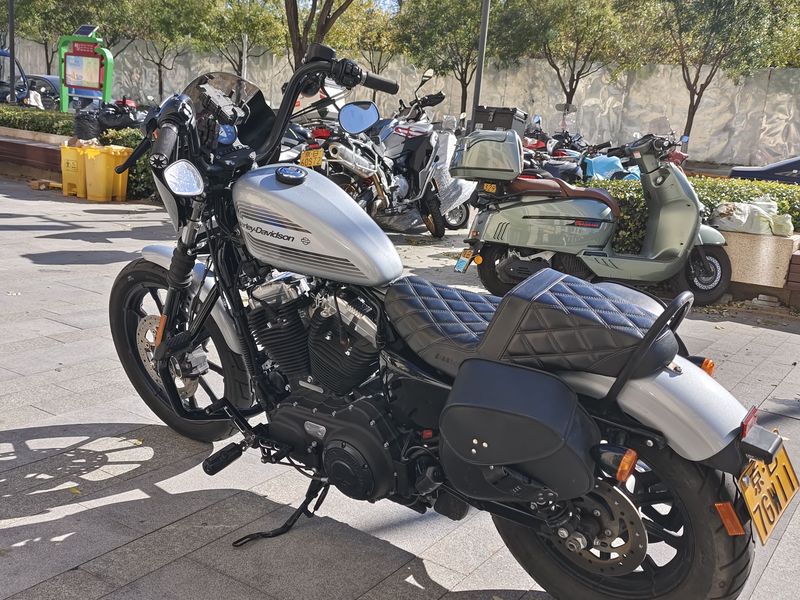 二手哈雷戴维森硬汉 lron 1200