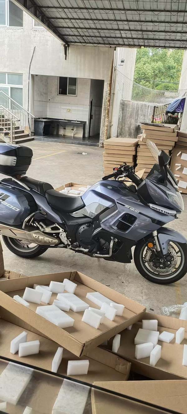 二手贝纳利1200GT