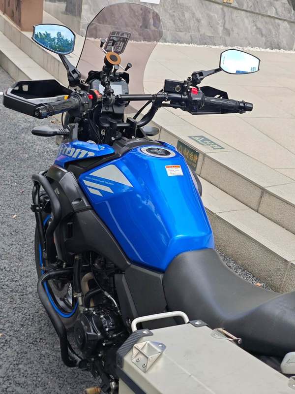 二手豪爵铃木DL250