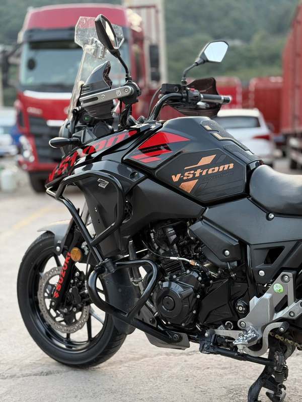 二手豪爵铃木DL250