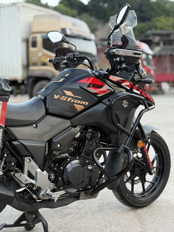 二手豪爵铃木DL250