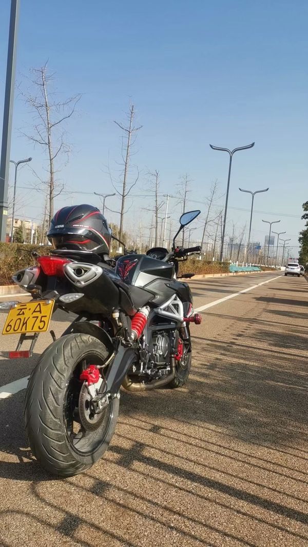 二手贝纳利TNT600i