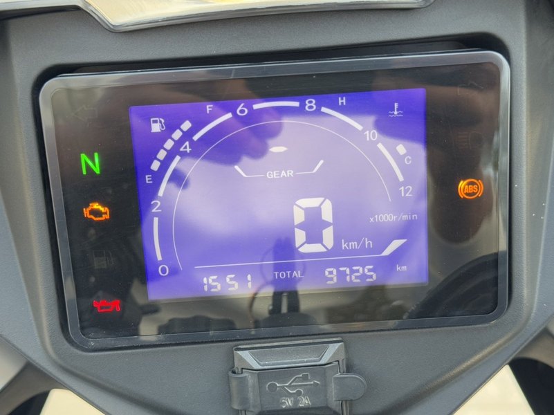 二手贝纳利龙卷风 Tornado 252R