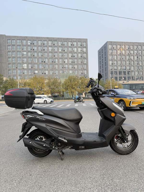 二手济南铃木优驿 UE125T