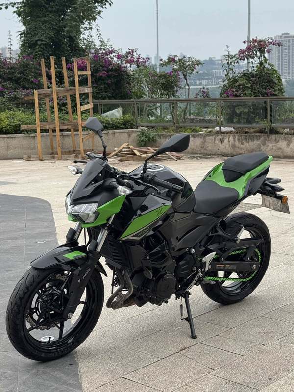 二手川崎Z400