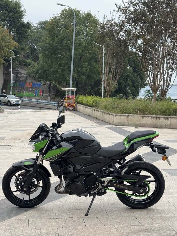 二手川崎Z400