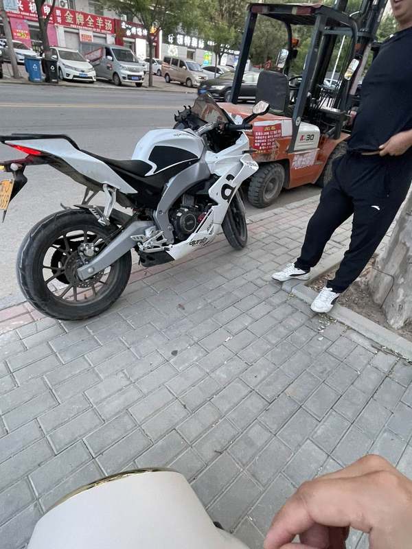 二手宗申阿普利亚GPR250R