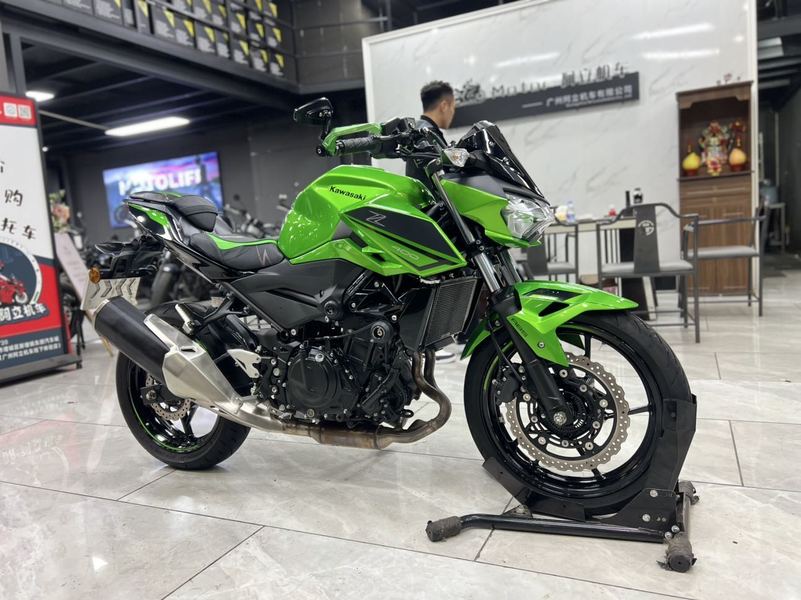 二手川崎Z400