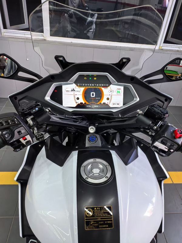 二手贝纳利1200GT