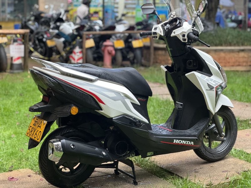 二手新大洲本田裂行 RX125Fi