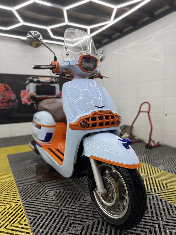 二手维多利亚Sixties 300i