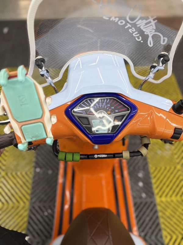 二手维多利亚Sixties 300i