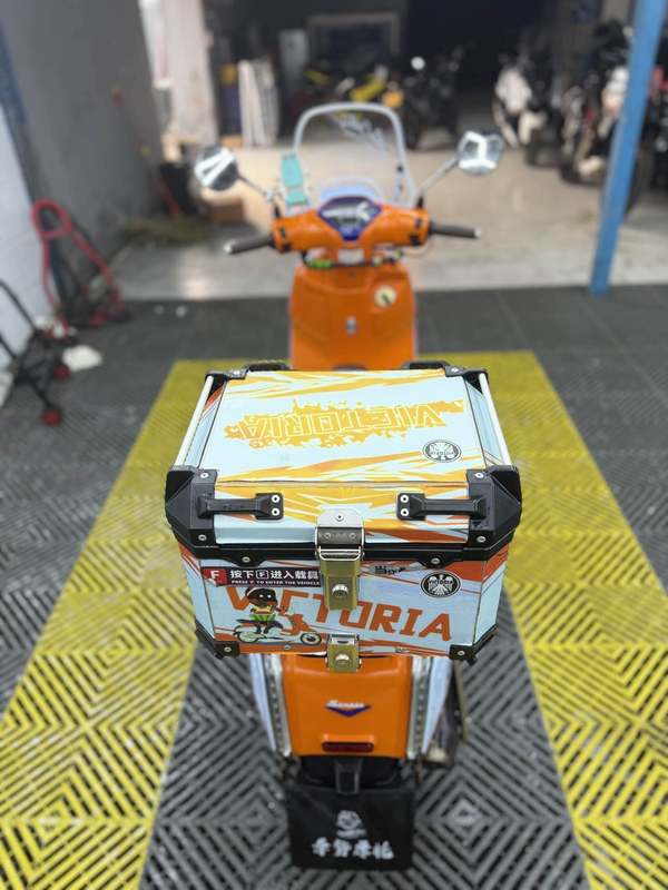 二手维多利亚Sixties 300i