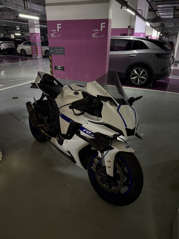 二手雅马哈YZF-R1