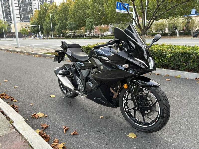 二手豪爵铃木GSX250R