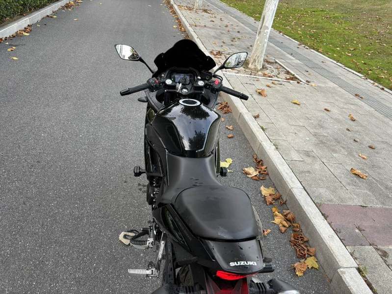 二手豪爵铃木GSX250R