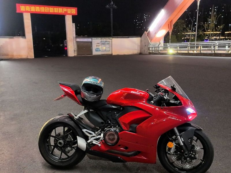 二手杜卡迪Panigale V2