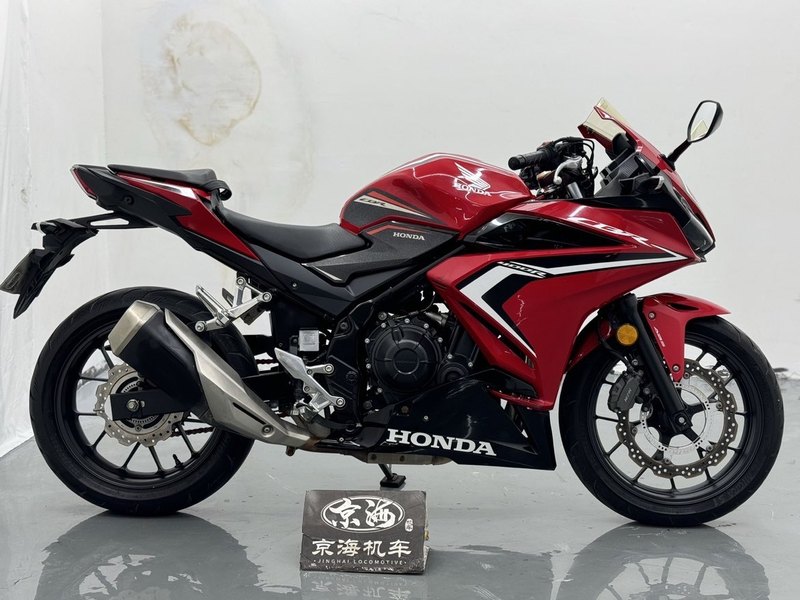 二手本田CBR400R