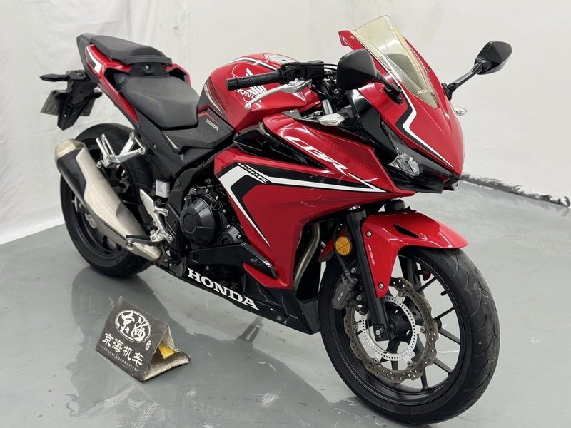 二手本田CBR400R