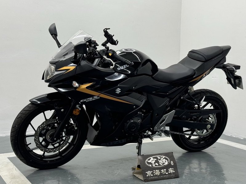 二手豪爵铃木GSX250R