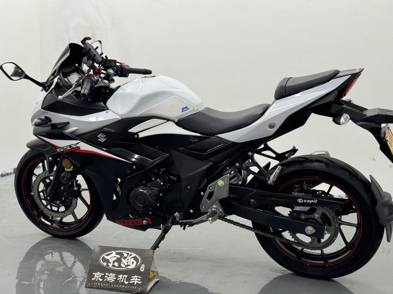 二手豪爵铃木GSX250R