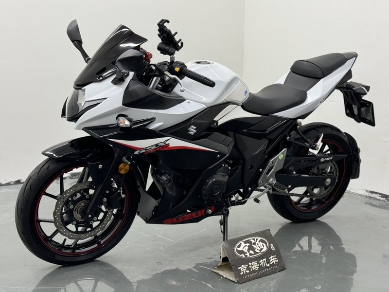 二手豪爵铃木GSX250R