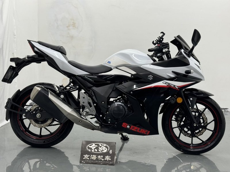 二手豪爵铃木GSX250R