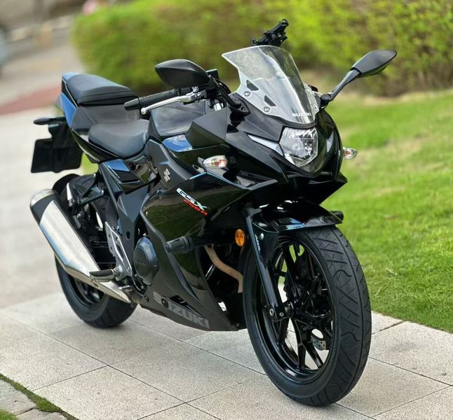 二手豪爵铃木GSX250R