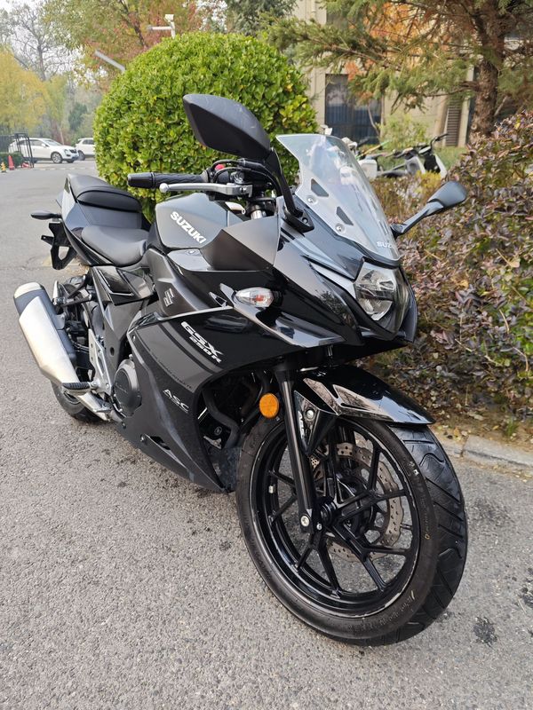 二手豪爵铃木GSX250R
