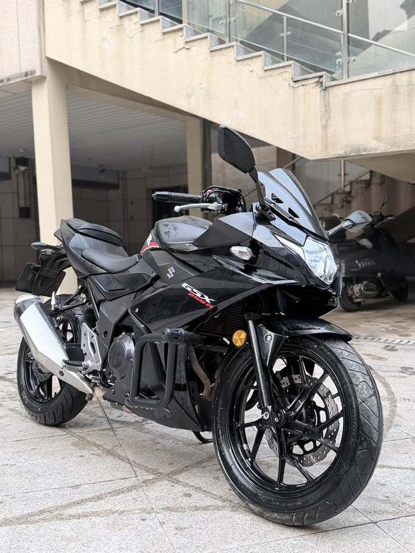 二手豪爵铃木GSX250R