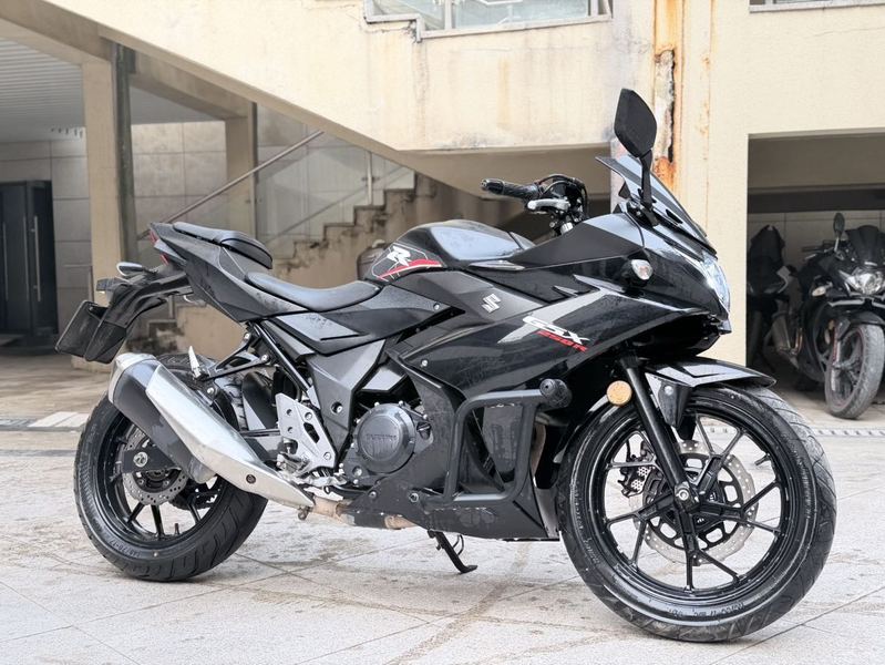 二手豪爵铃木GSX250R