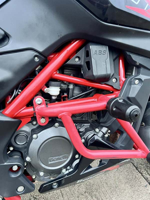 二手贝纳利小黄龙 TNT25