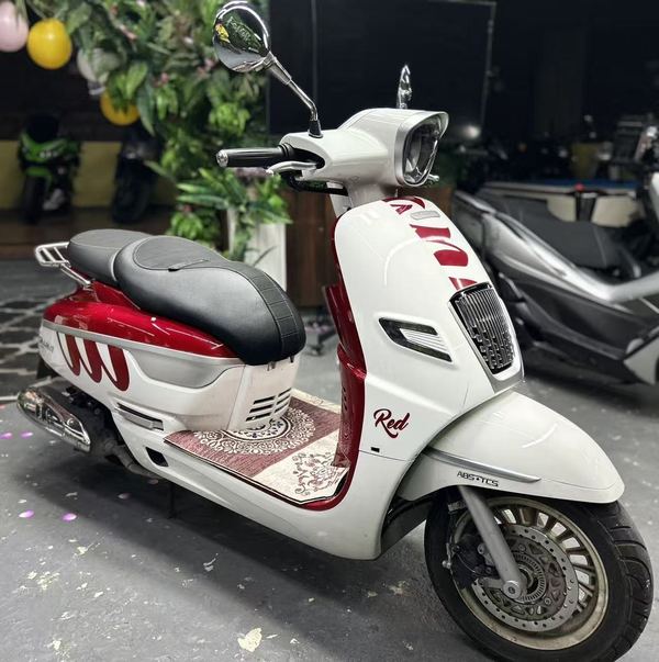 二手南方梦拉丽莎 飞戈