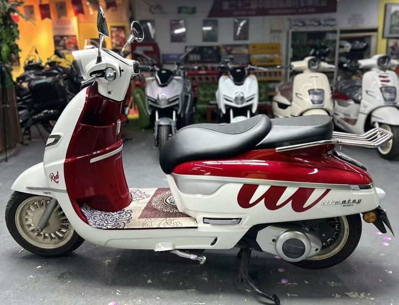 二手南方梦拉丽莎 飞戈