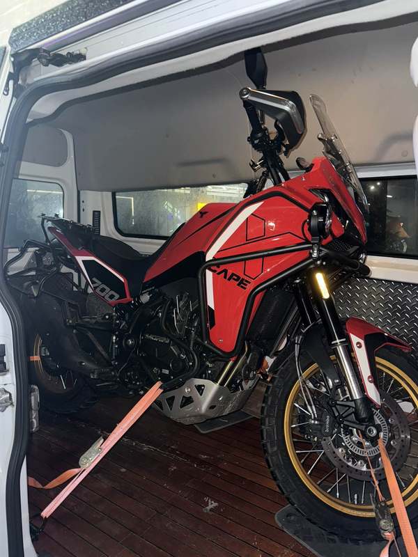 二手摩托莫里尼X-Cape 700