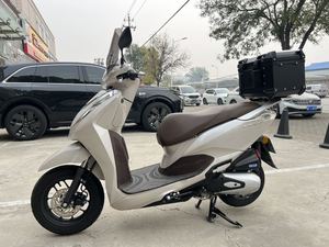 二手五羊本田Lead125