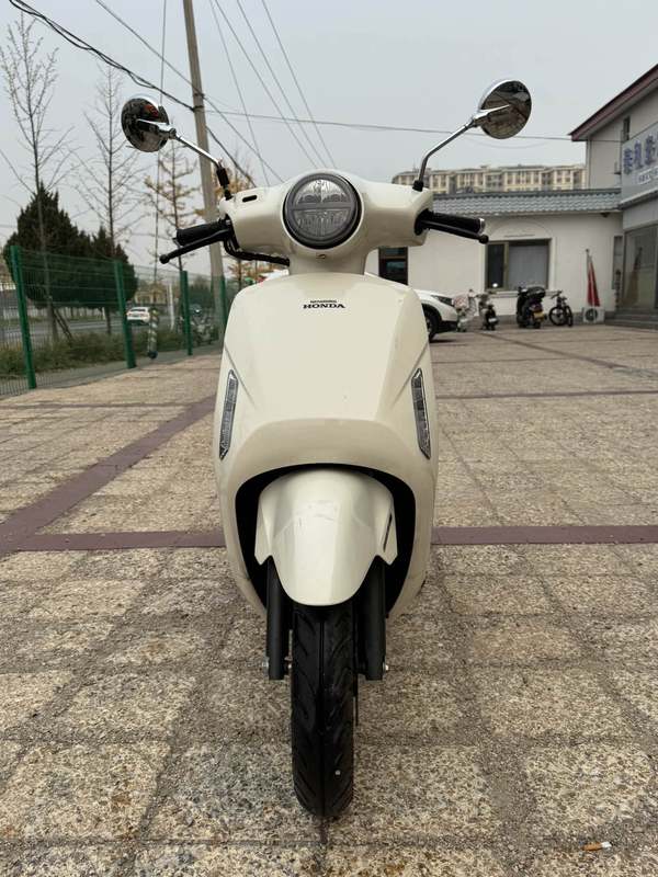 二手新大洲本田NS125LA