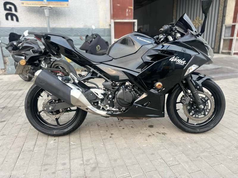 二手川崎Ninja 400