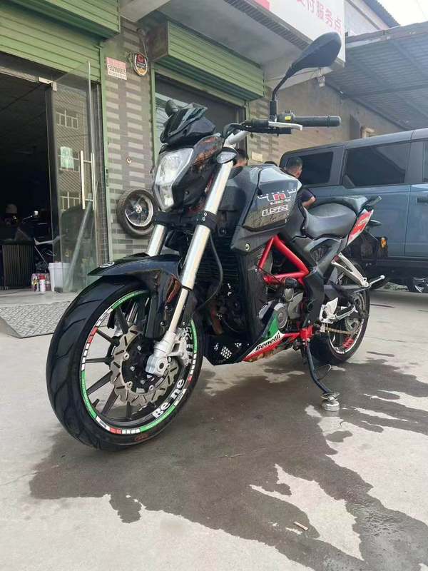 二手贝纳利小黄龙 TNT25