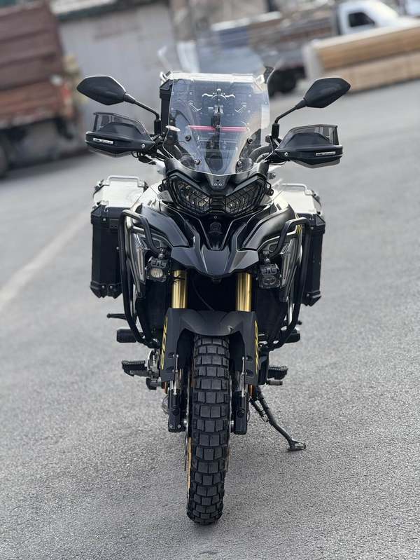 二手贝纳利TRK702