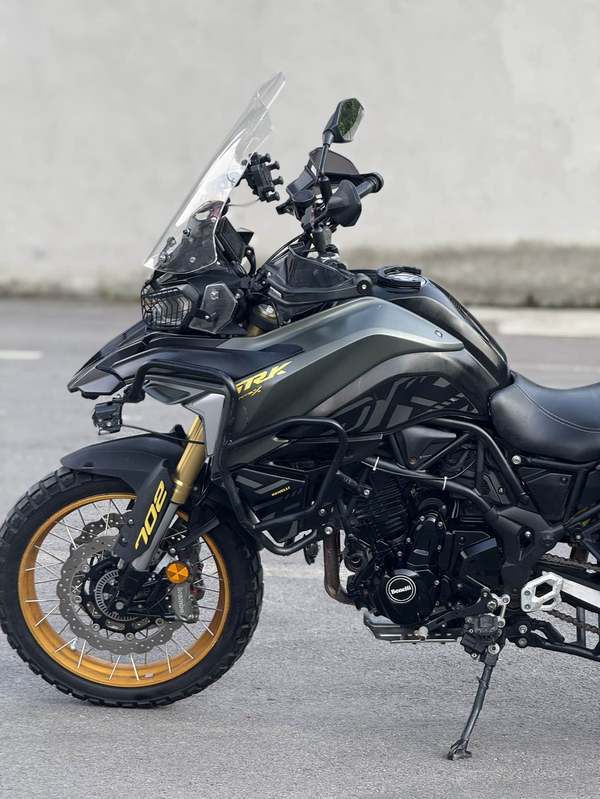 二手贝纳利TRK702