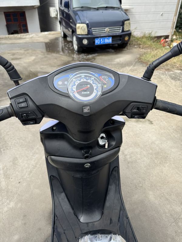 二手新大洲本田E影110 FI