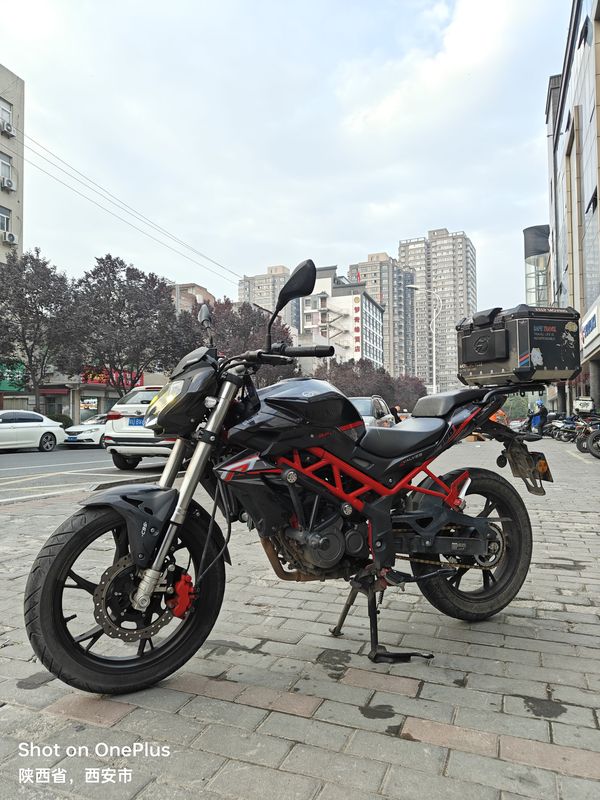 二手贝纳利红宝龙 TNT150i