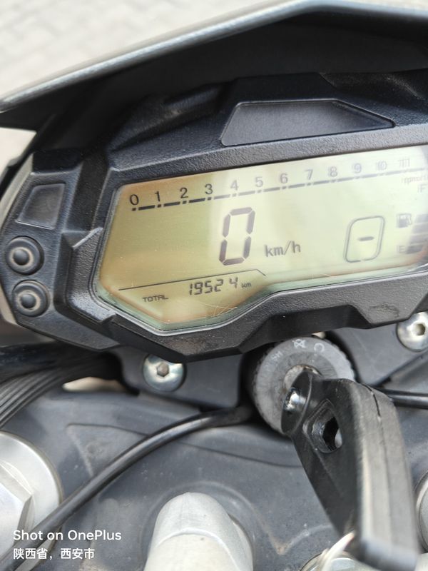 二手贝纳利红宝龙 TNT150i