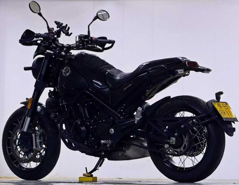 二手贝纳利幼狮 Leoncino 500