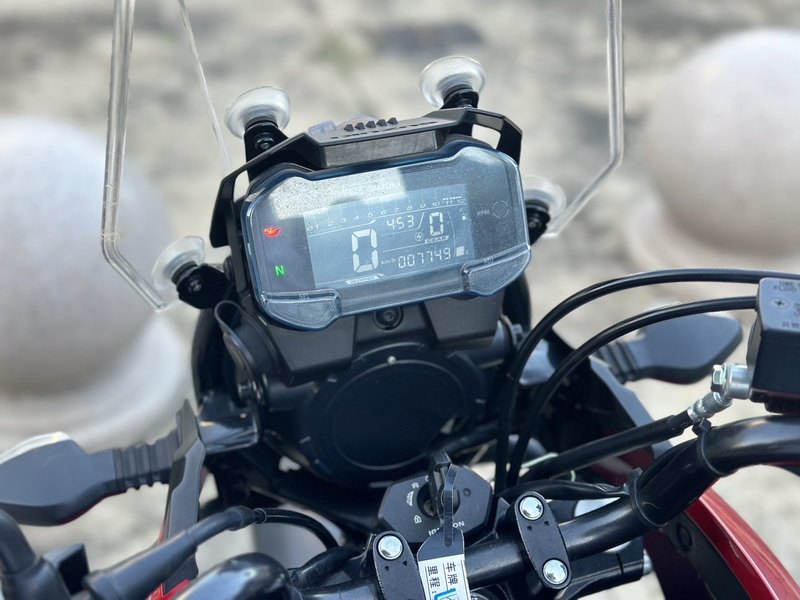 二手豪爵铃木DL250