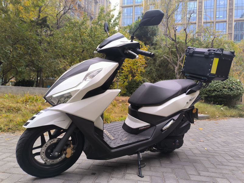 二手五羊本田NX125