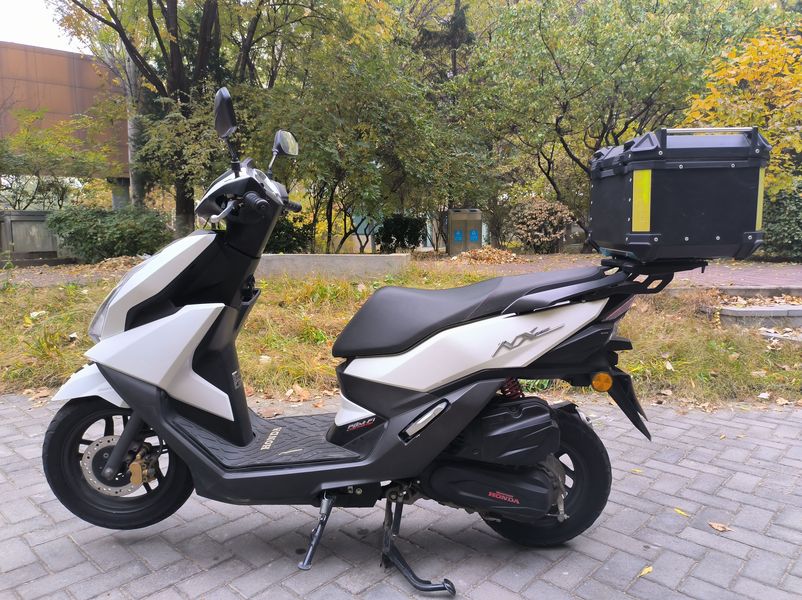 二手五羊本田NX125