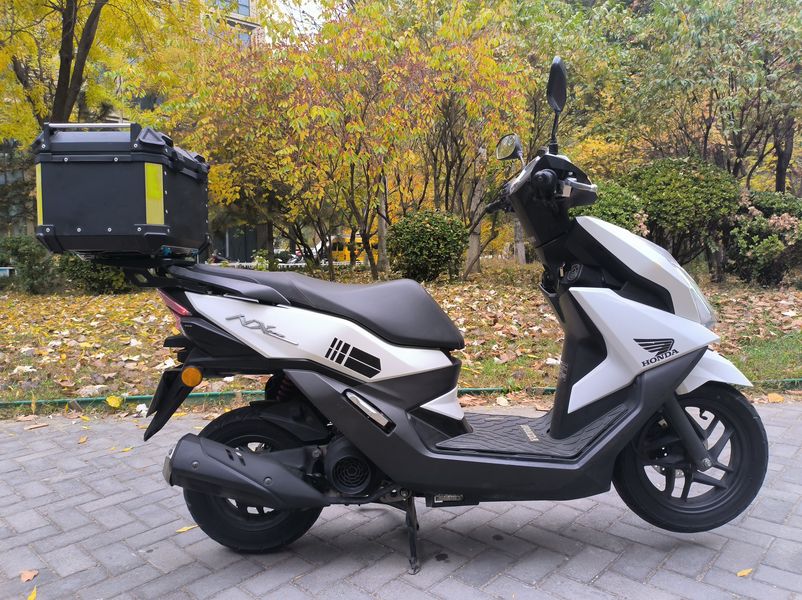 二手五羊本田NX125